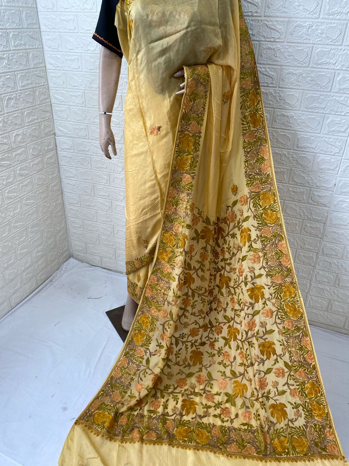 Ari Work Saree with blouse