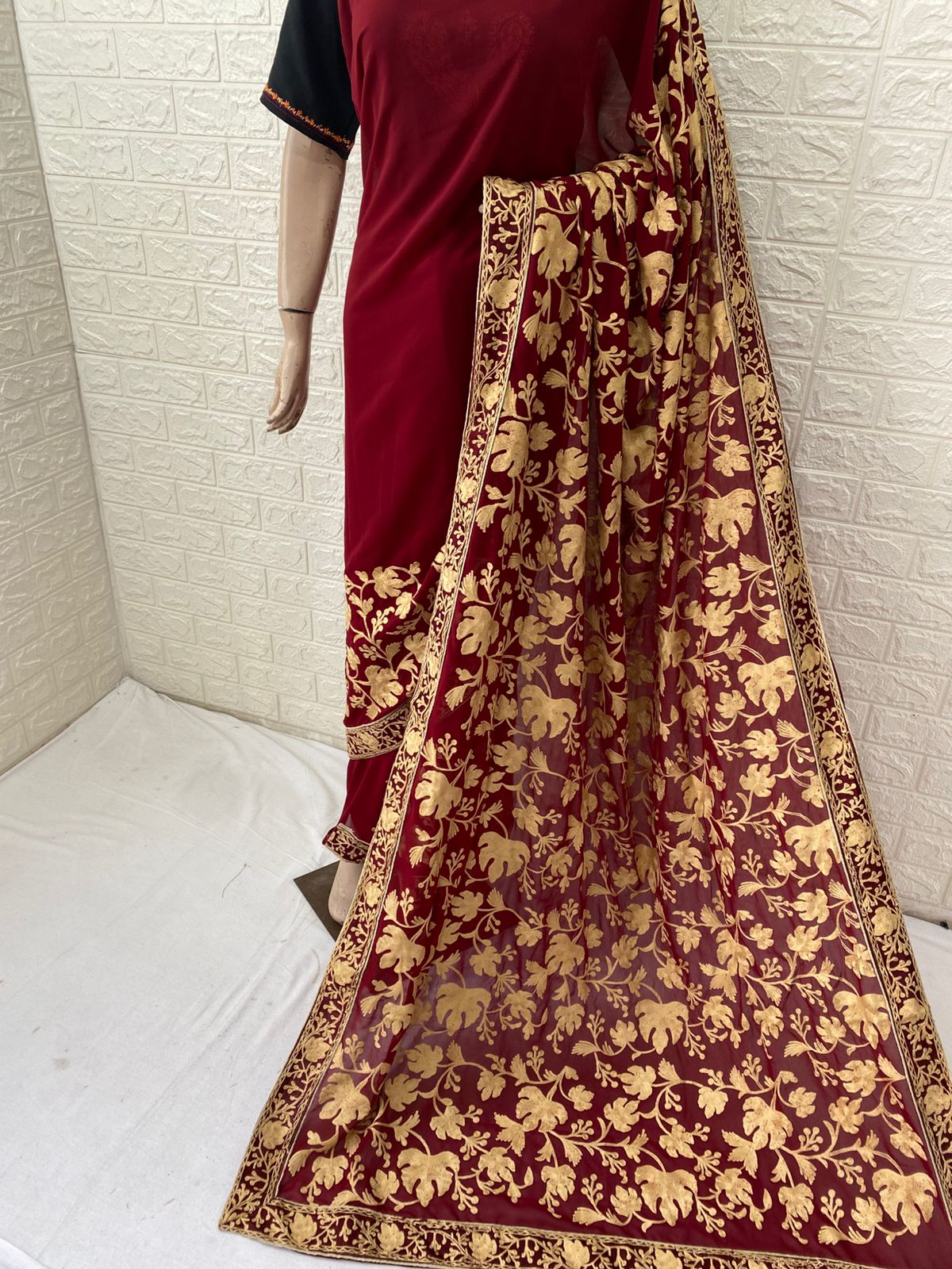 Kashmiri Georgette Saree Ari work